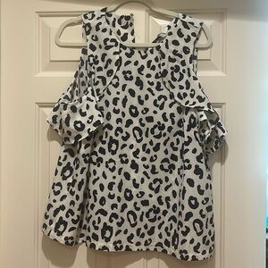 Mudpie Cold Shoulder Top Size Large